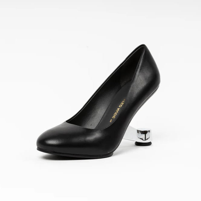 UN Eamz Pump Black