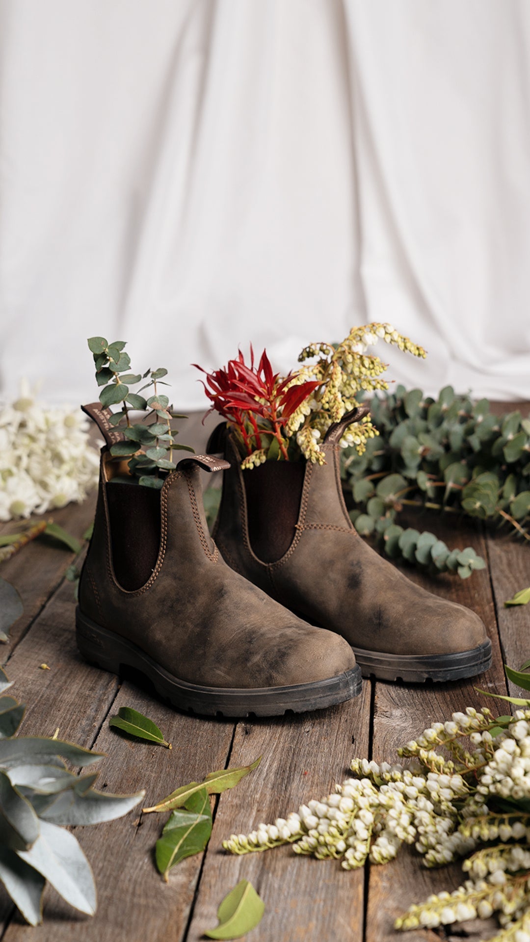 Blundstone Classic Series 585, Rustic Brown (Unisex)