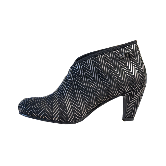 UN Fold Mid Black Gun Metal